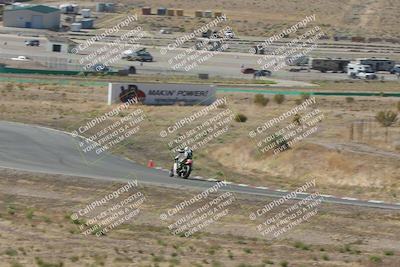 media/Apr-20-2025-AHRMA (Sun) [[393a79c373]]/Race/Group 11 early race/Turn 4b/